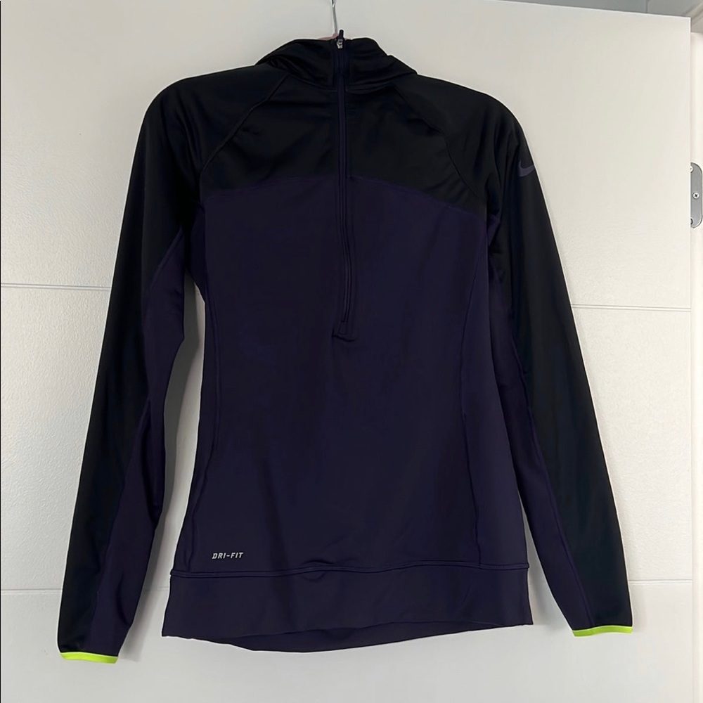 Nike pro sweatshirt with hood